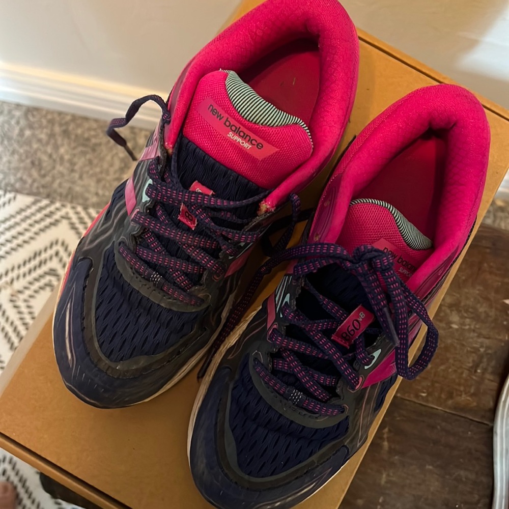 New balance 860 v6 size 5 37.5